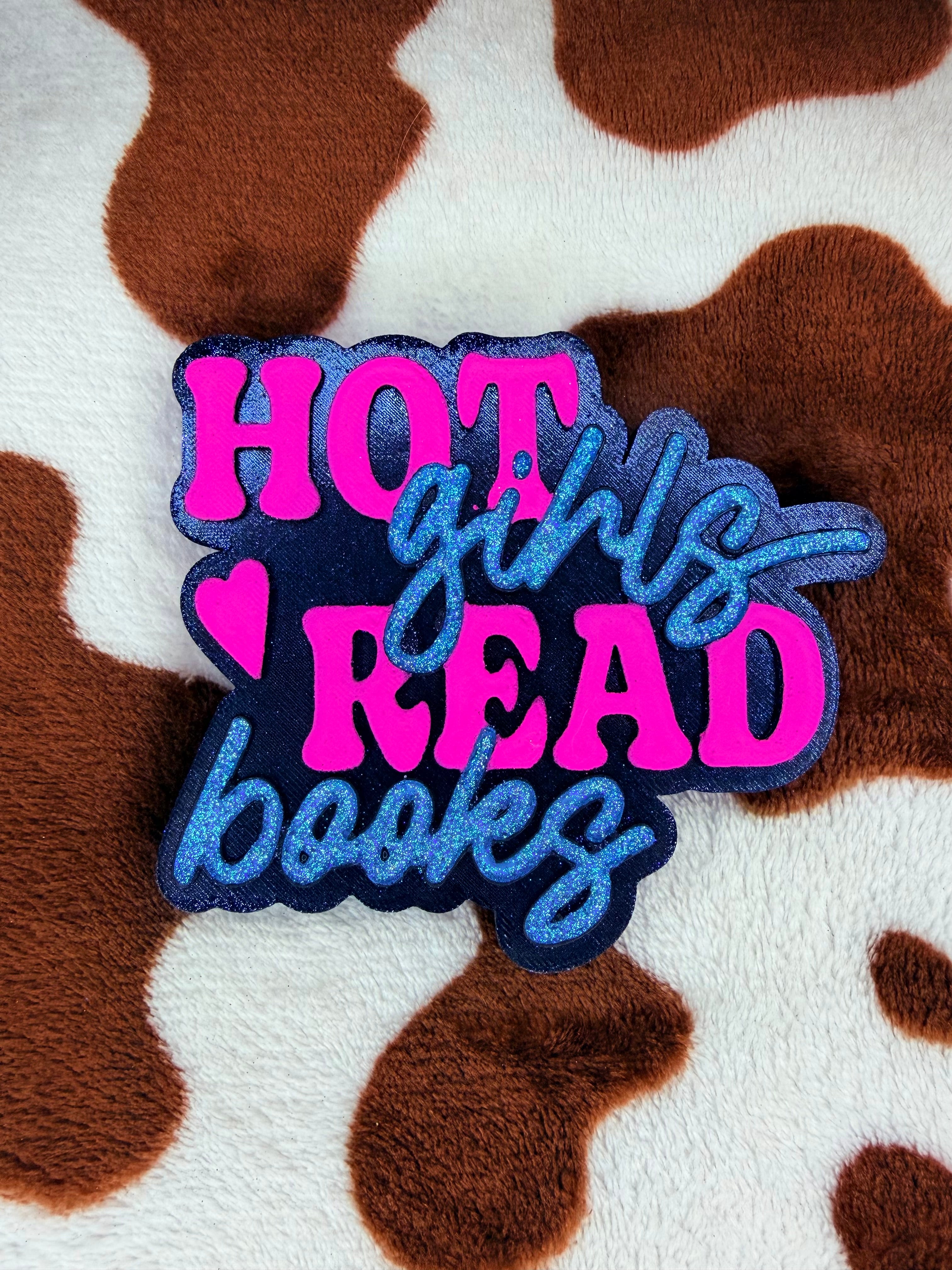 Hot Girls Read Books - Buckle Bunny
