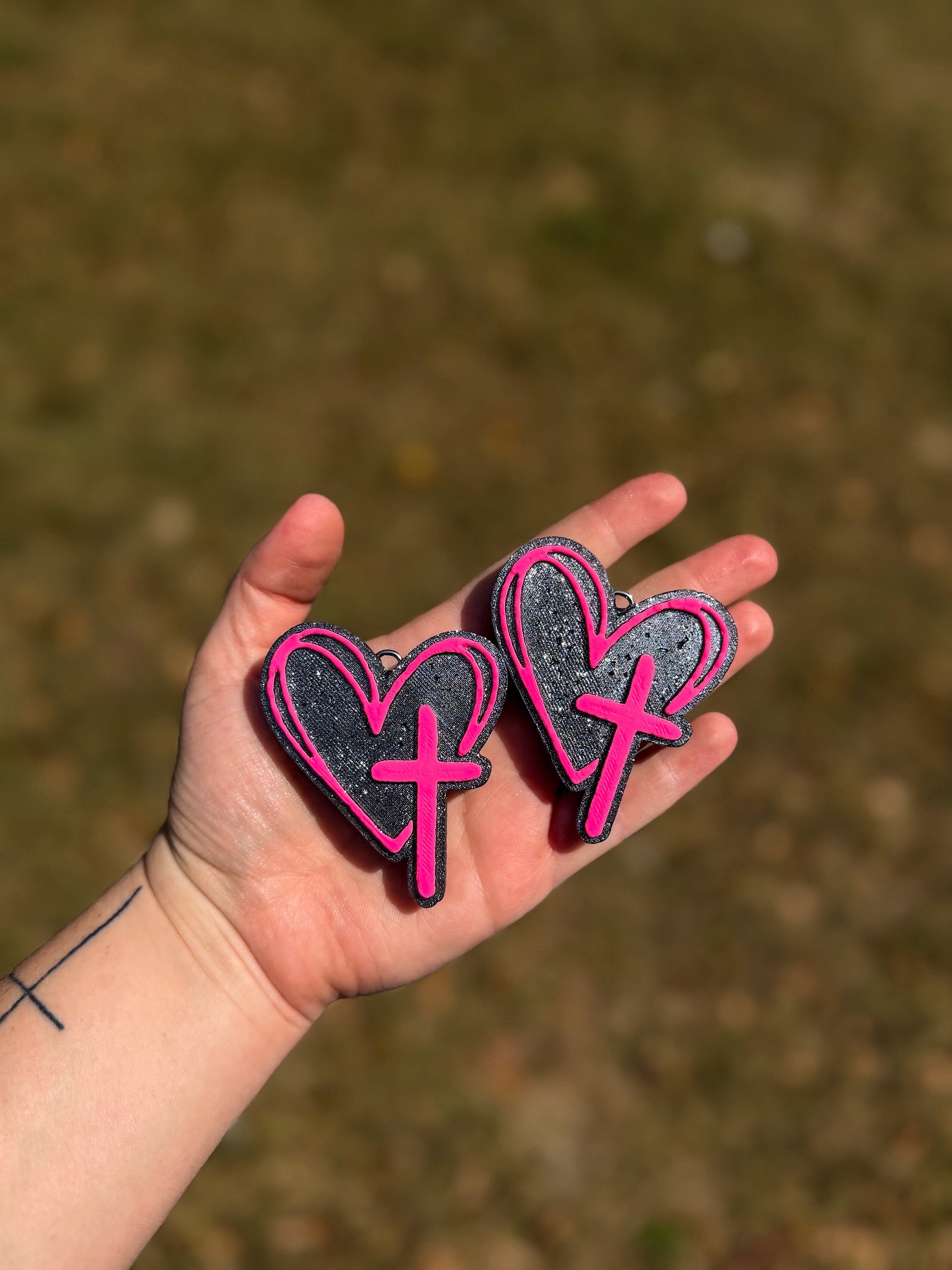 Heart Cross Vents - Champagne Toast