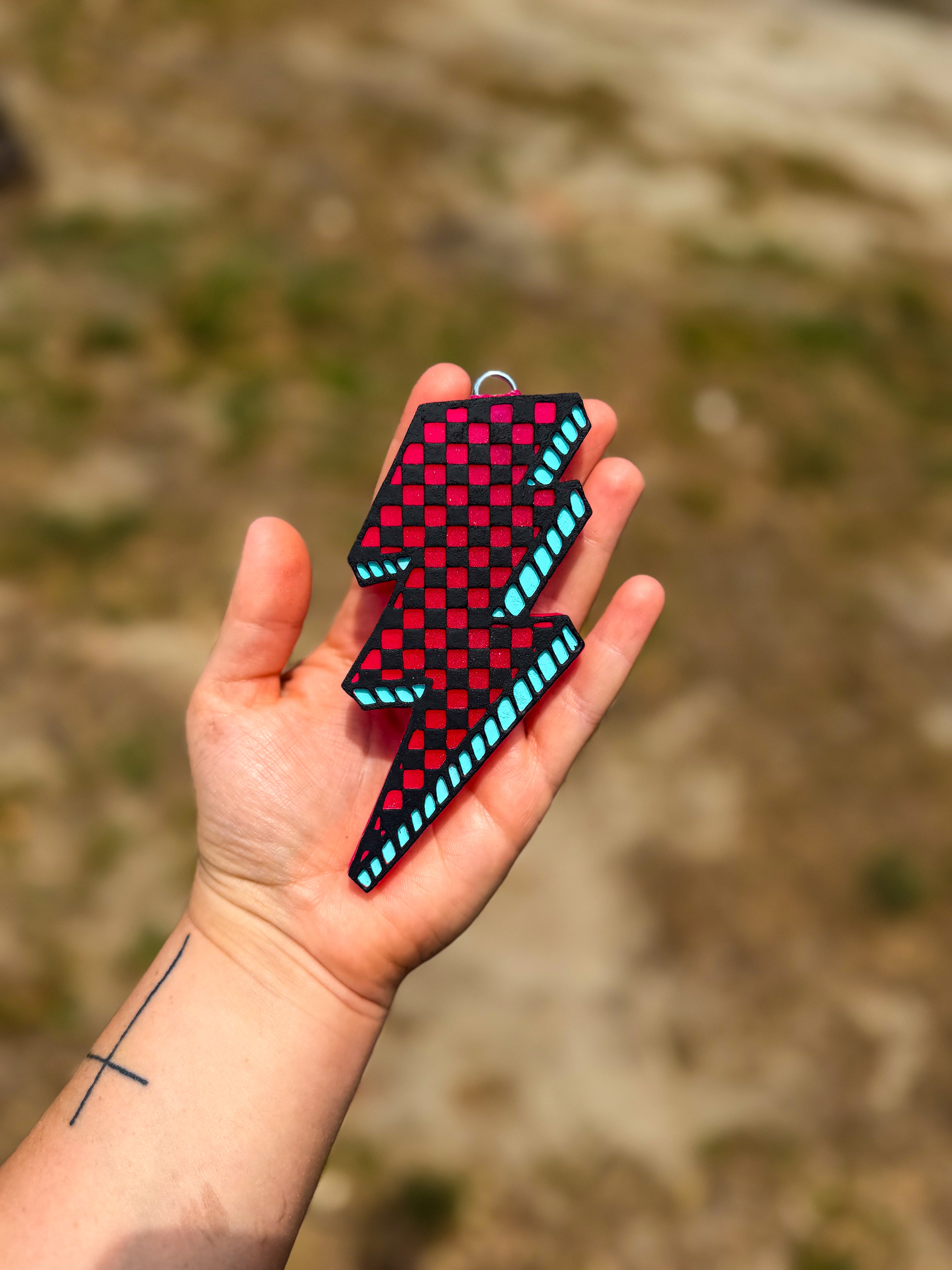 Checkered Lightning Bolt - Pink Apple Punch